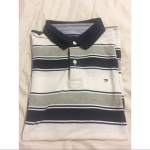Men’s Tommy Hilfiger polo | size L